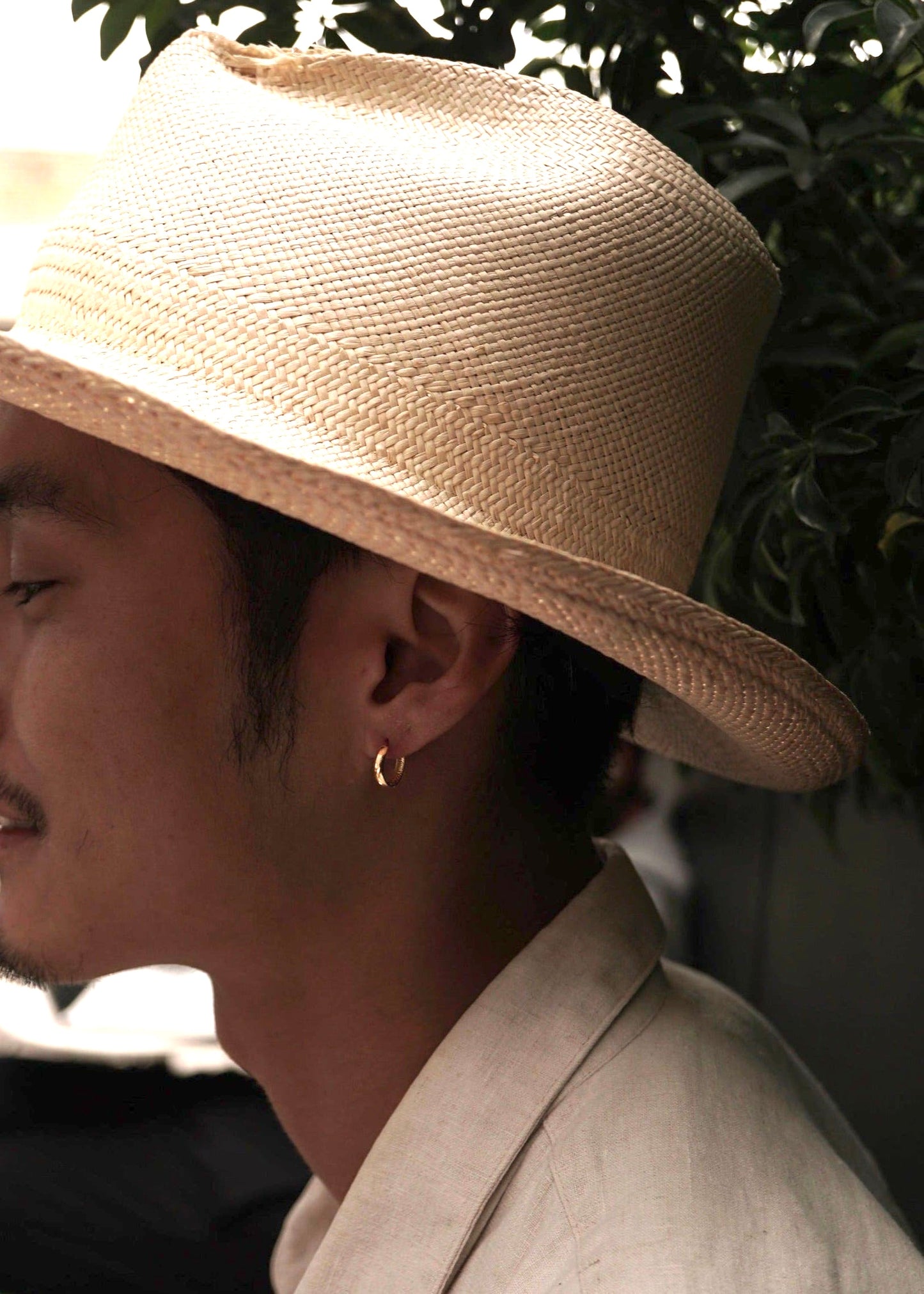 14k Gold Medium Plain Huggies