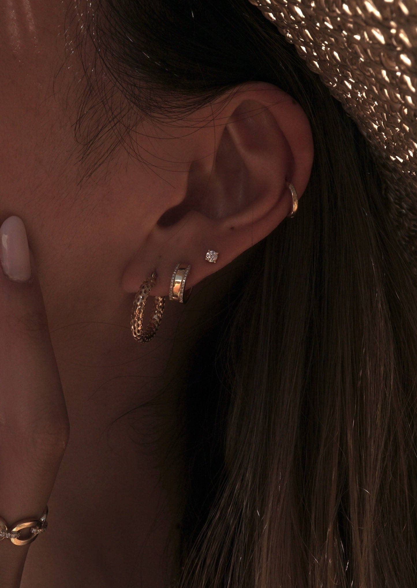 14k Gold Diamond Sandwich Huggies