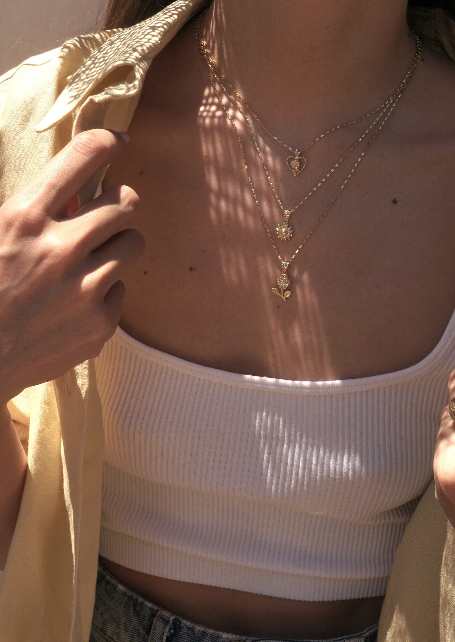 14k Gold Happy Daisy Charm