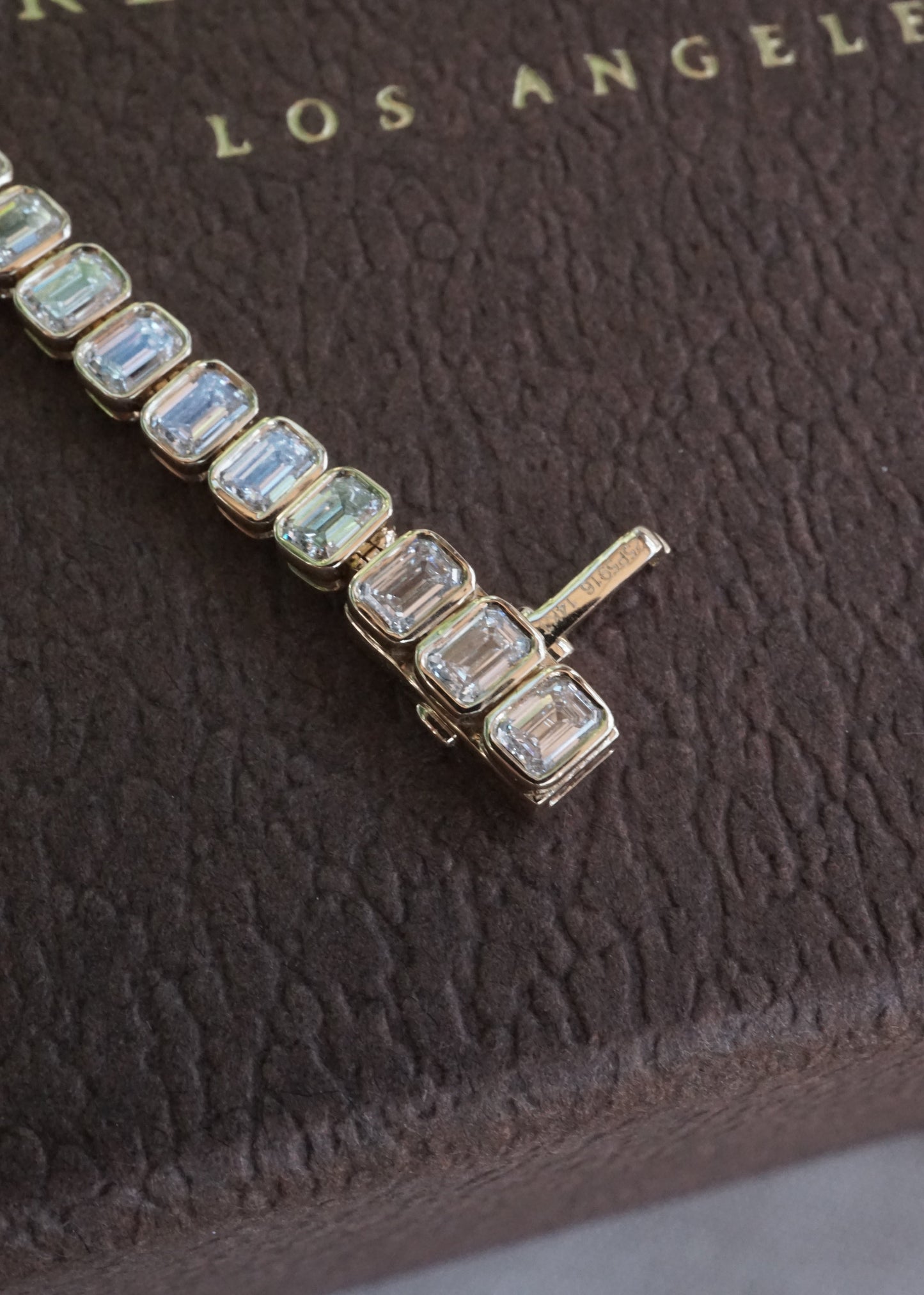 14k Gold Diamond Bezel Emerald Tennis Bracelet