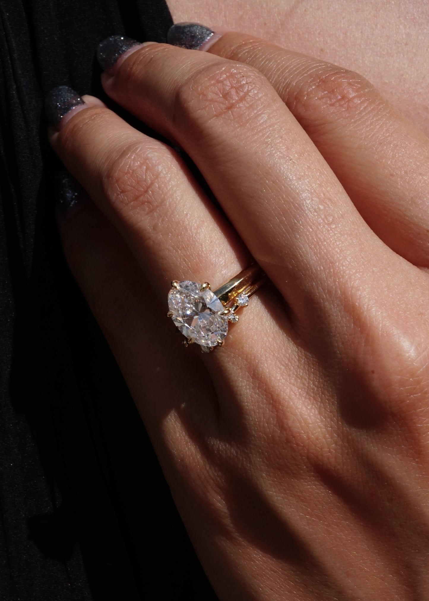 The Rin Solitaire (Oval Cut)