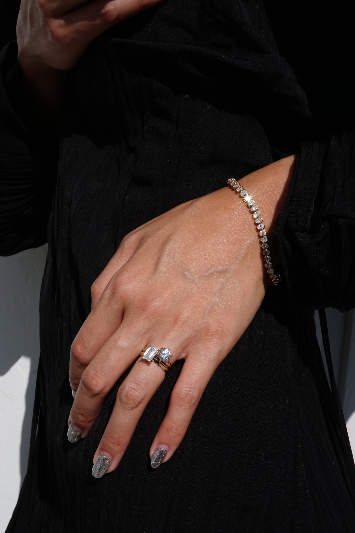 The Rin Solitaire (Emerald Cut)