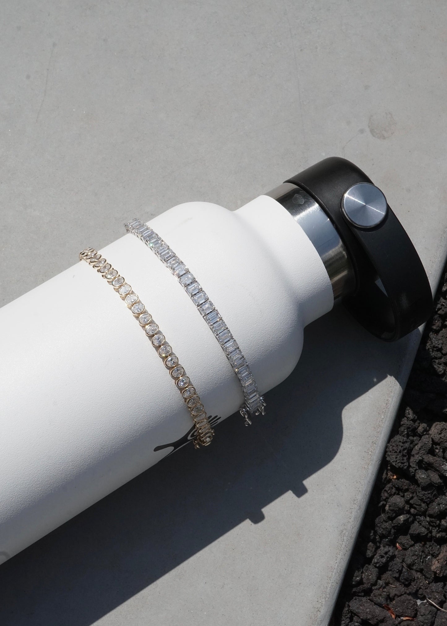 14k Gold Diamond Bezel Oval Tennis Bracelet
