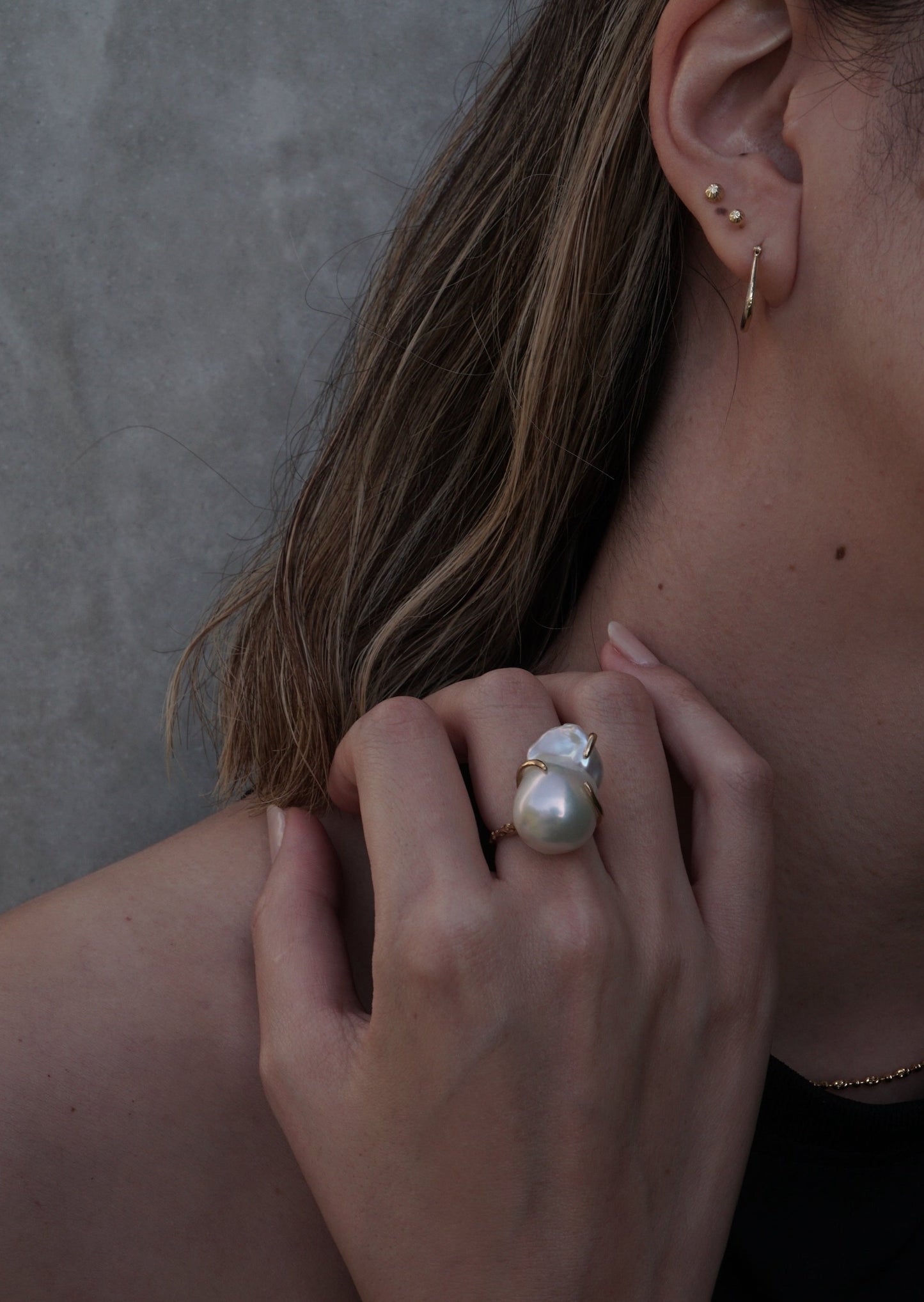 14k Gold Hammered Baroque Pearl Ring