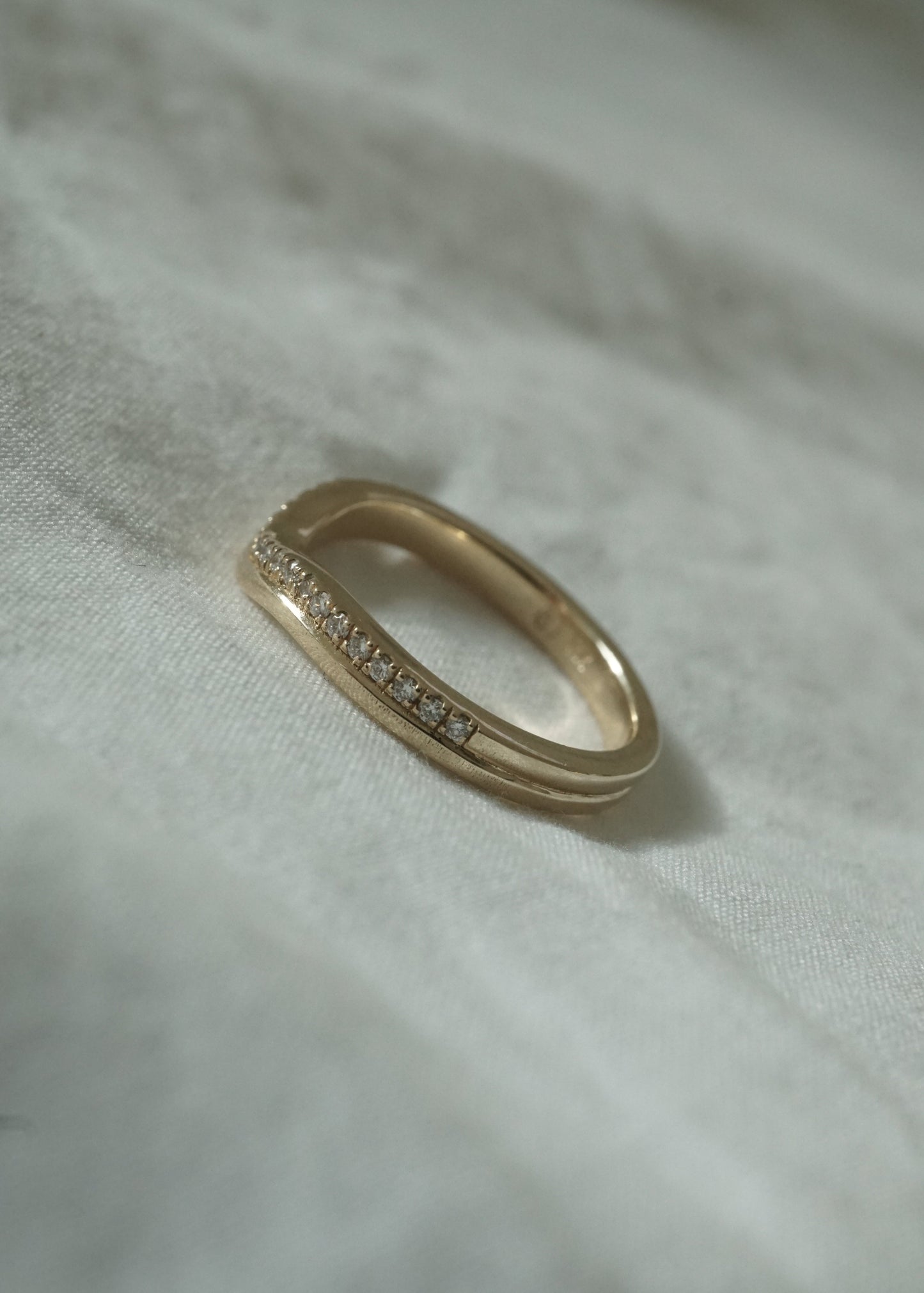 14k Gold Wavy Diamond Band