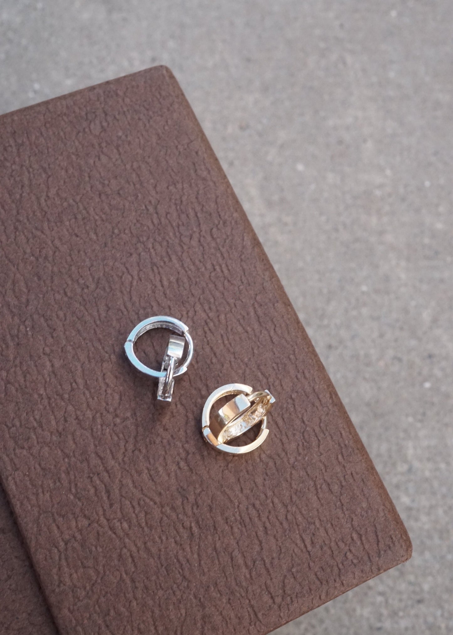 14k Gold Baby Flat Huggies