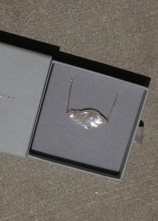 14k Gold Muse Necklace